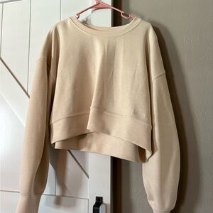 Lululemon sweatshirt